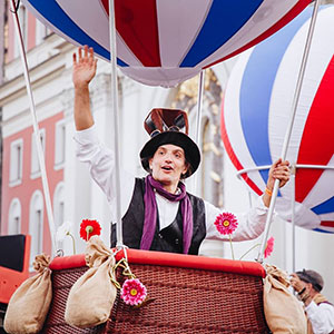 Trampoliere in mongolfiera